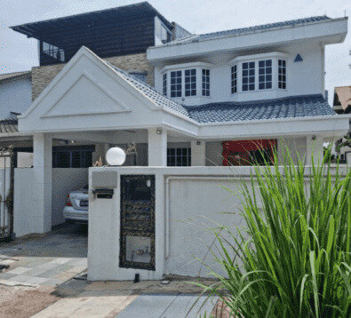 Landed house in Singapore with CCTV